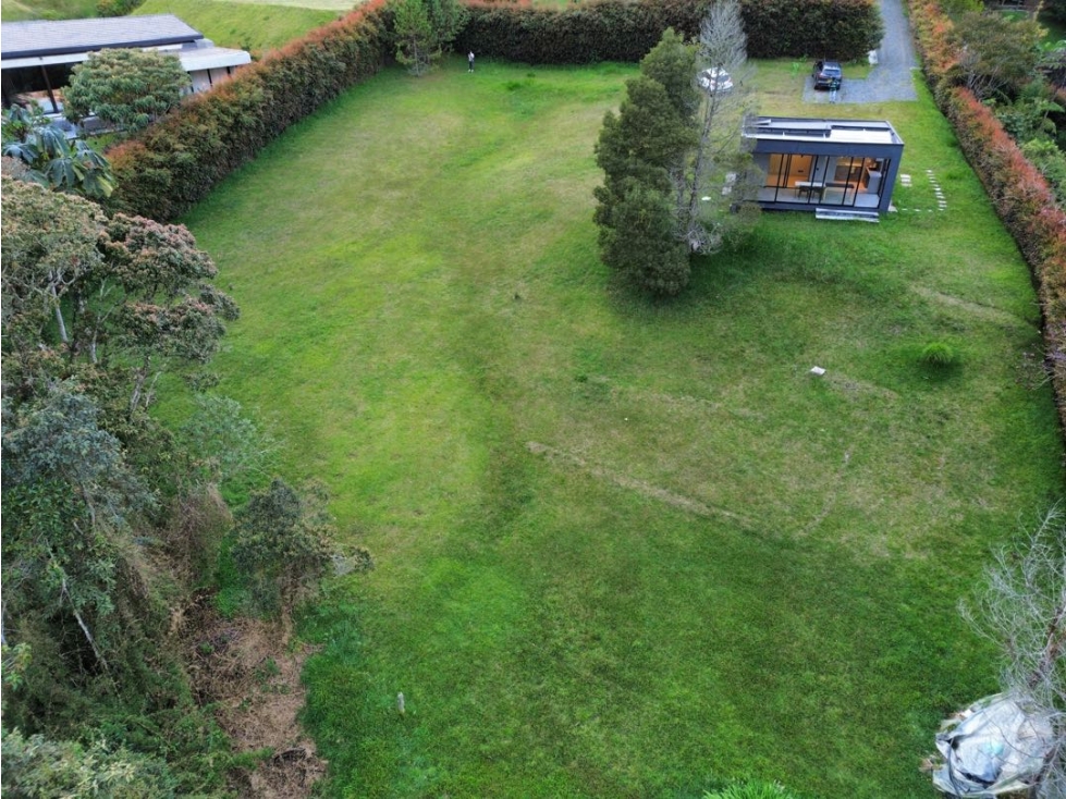 Lote independiente en venta Alto de Palmas — foto 4