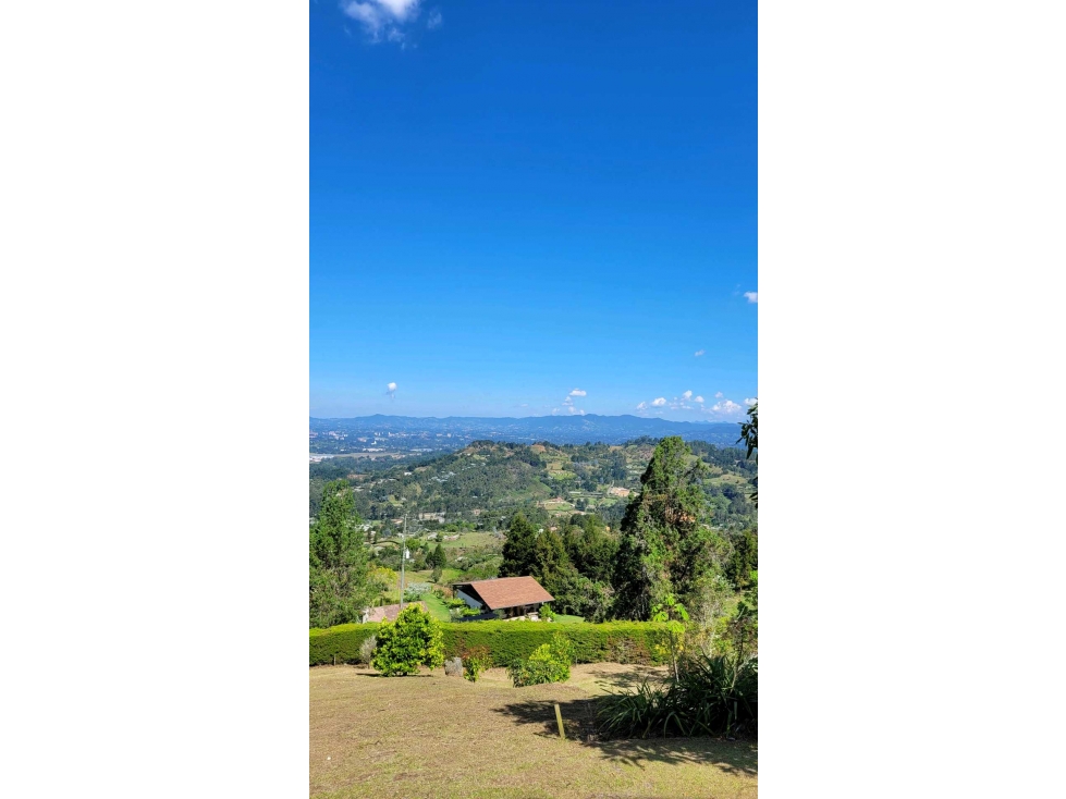 VENTA LOTE INDEPENDIENTE RIONEGRO SECTOR SAJONIA - ESPECTACULAR VISTA — foto 2