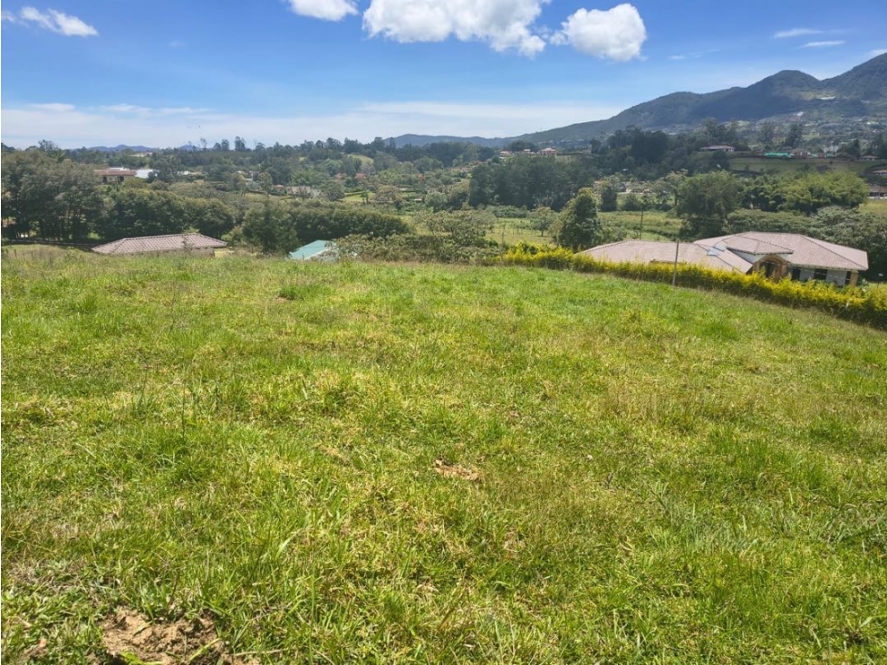 Lote independiente Rionegro Via a la Ceja
