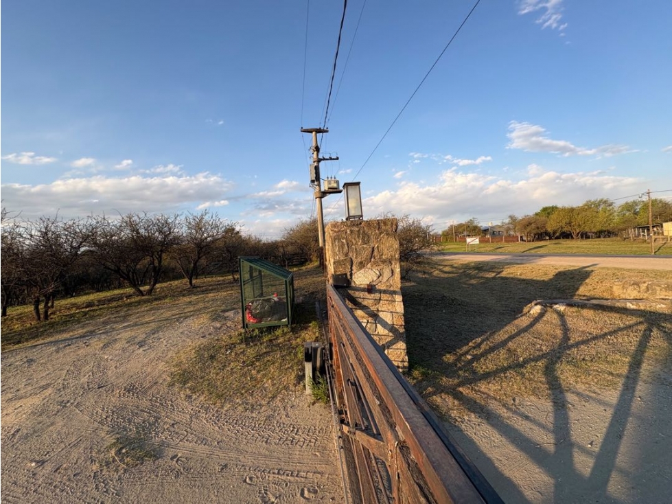 VENTA LOTE DE 3.351 M² EN B SEMICERRADO LOS ENCANTOS FALDA DEL CARMEN - 4