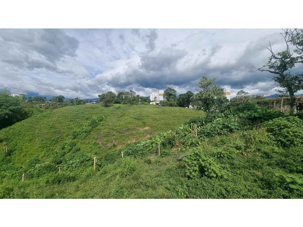 Lote para la venta al norte de Armenia para proyecto — foto 4