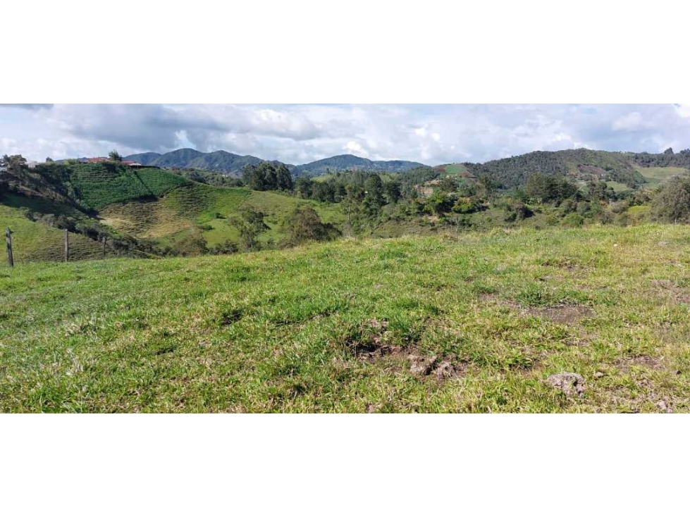 Lote para la venta con linda vista en sector tranquilo, Santuario — foto 3