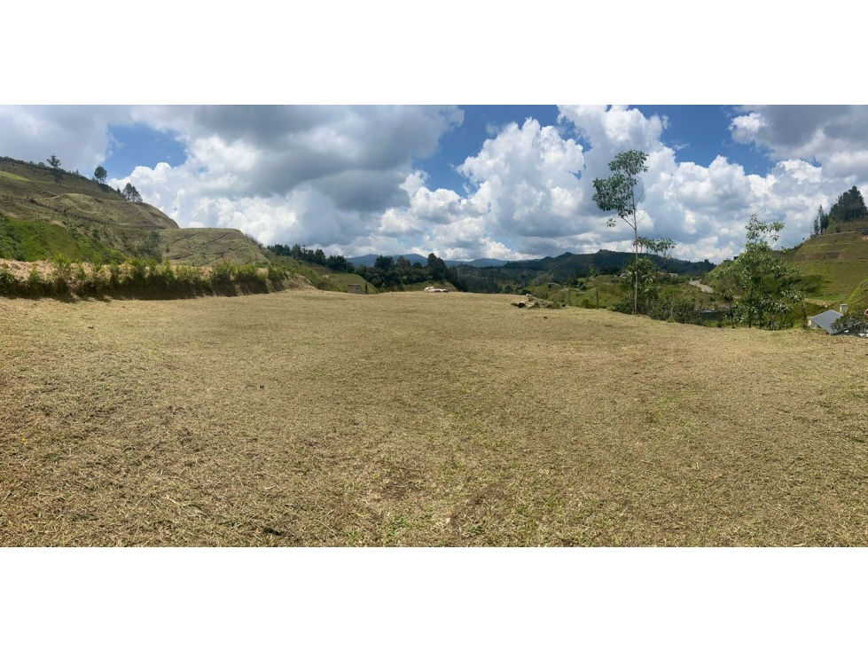 LOTE PARA LA VENTA EN EL RETIRO SECTOR PANTANILLO