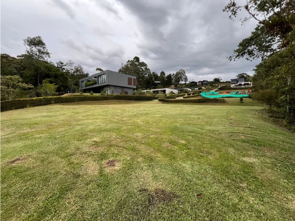 Lote para la Venta en el Retiro sector Normandía - 1
