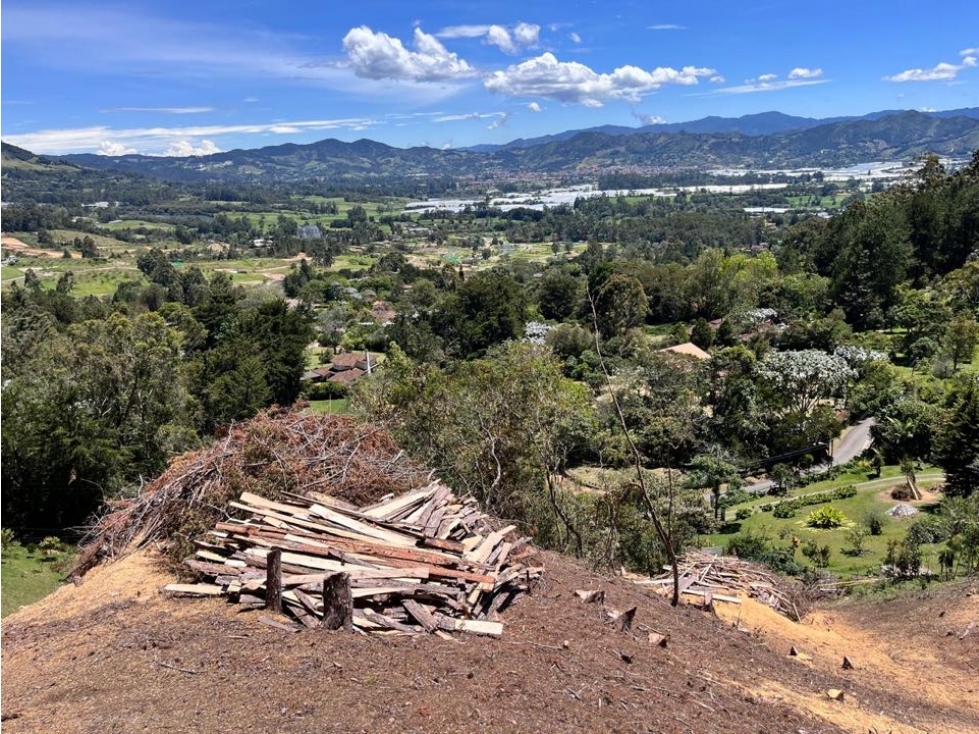 LOTE PARA LA VENTA EN UNA DE LAS MEJORES PARCELACIONES DE LA CEJA — foto 4