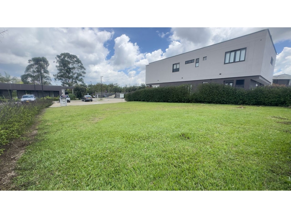Lote para la venta en unidad cerrada en Llanogrande — foto 3