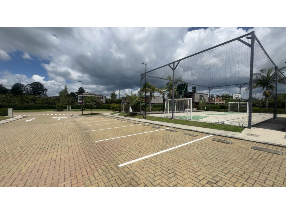 Lote para la venta en unidad cerrada en Llanogrande — foto 6