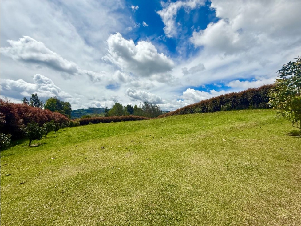 Lote Para Venta Alto de Palmas en unidad exclusiva — foto 2