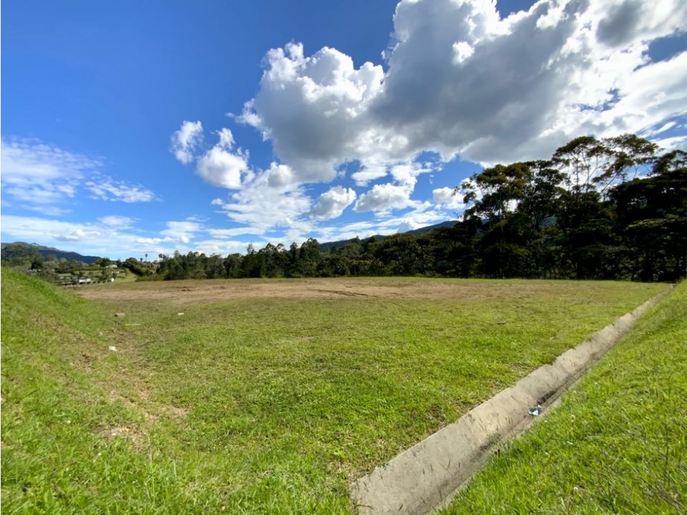 Venta Espectacular Lote CON LICENCIA Parcelacion Fizebad El Retiro — foto 3