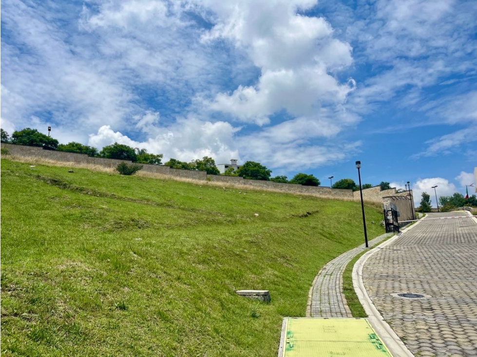 Lote plurifamiliar para desarrollar en Lomas de Angelópolis Puebla - 4