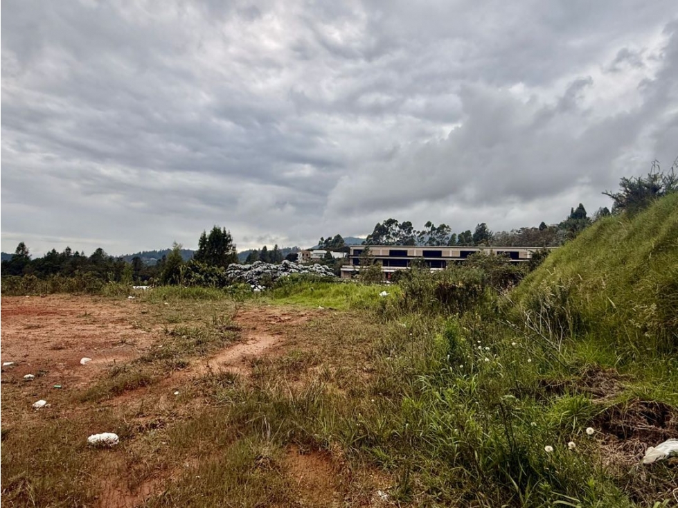 Lote PREMIUM Alto del Escobero | Sin Peaje | Alta Valorización — foto 4