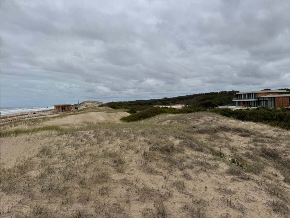 Lote Venta Costa Esmeralda Marítimo IV Lote 20 Frente al Mar 1500 m2 - 2