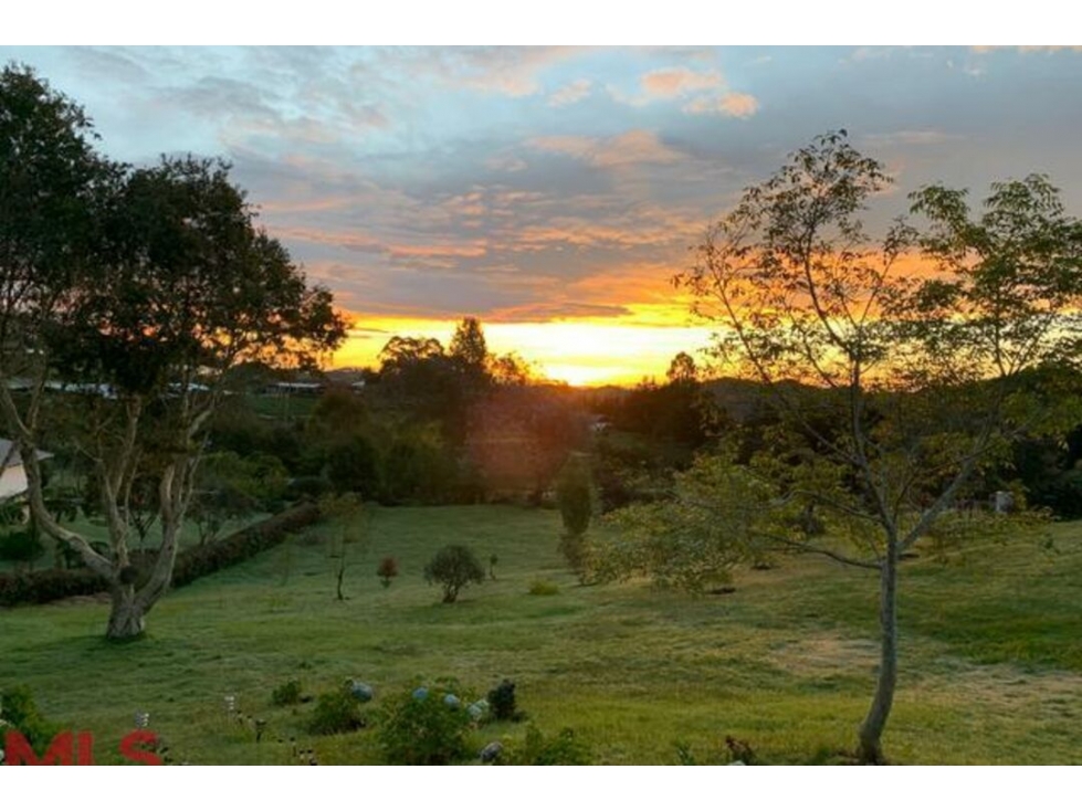 Lote Residencial en venta en Alto de las Palmas, Envigado — foto 3