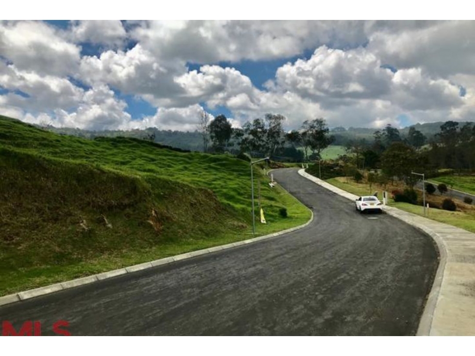 Lote Residencial en venta en Alto de las Palmas, Envigado — foto 3