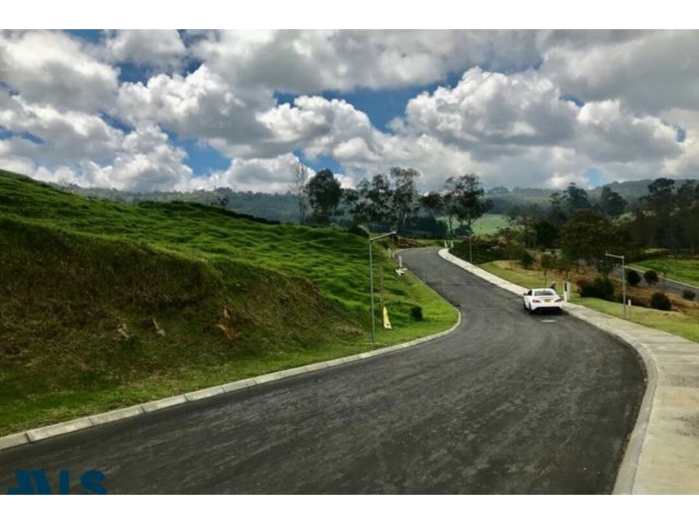 Lote Residencial en venta en Alto de las Palmas, Envigado — foto 2