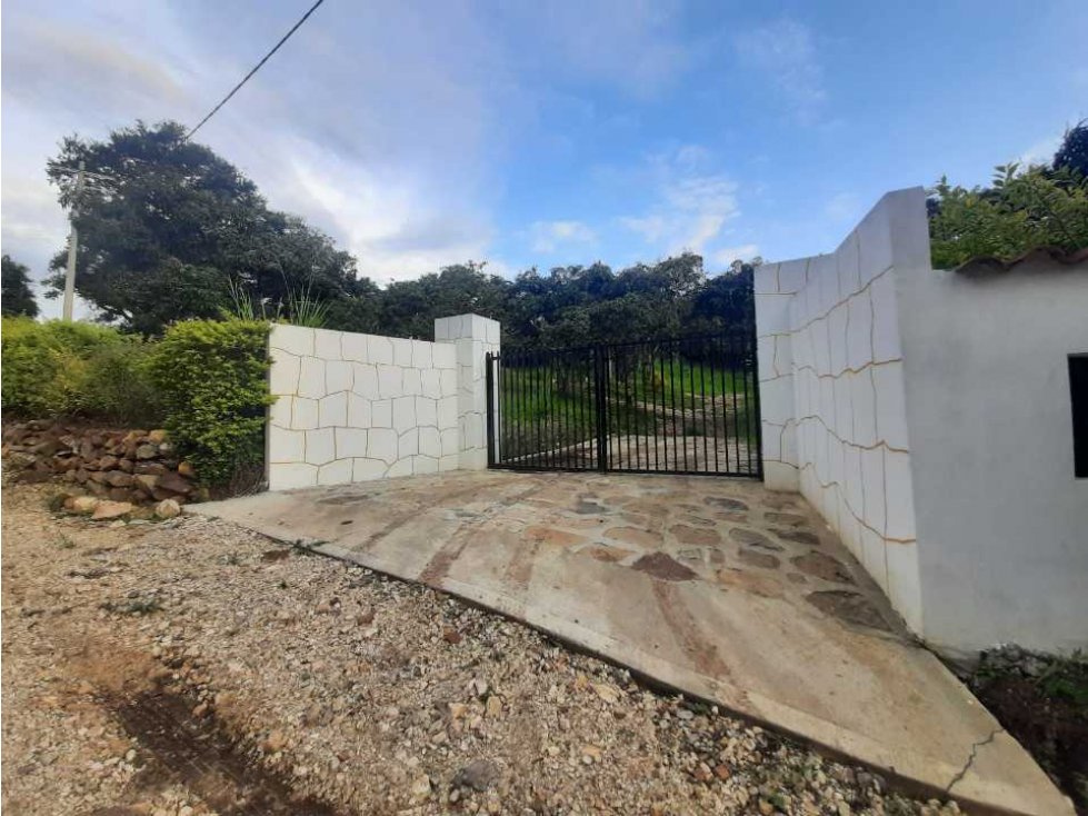 Lote Rural 3.200m2 con Tanque de Agua