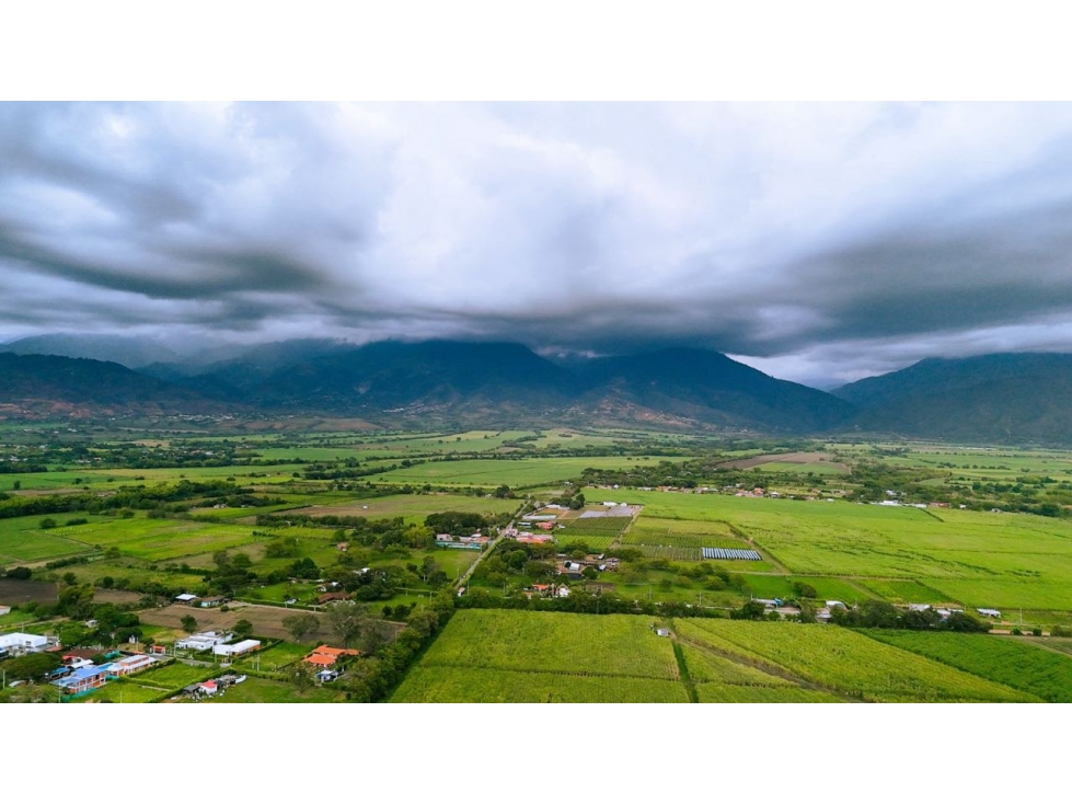 Lote terreno en venta en parcelación campestre Santa Elena El Cerrito - 4