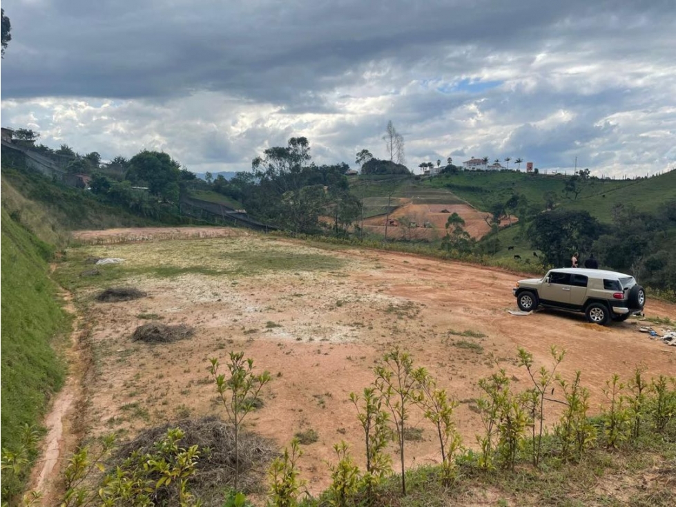 Lote un conjunto cerrado a 8 minutos de san antonio — foto 4