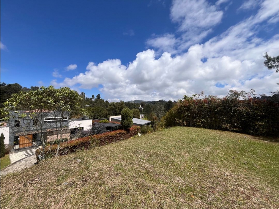 LOTE UNIDAD CERRADA LOMA DEL ESCOBERO 1220 M2 — foto 5