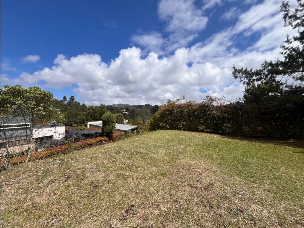 LOTE UNIDAD CERRADA LOMA DEL ESCOBERO 1220 M2 — foto 6