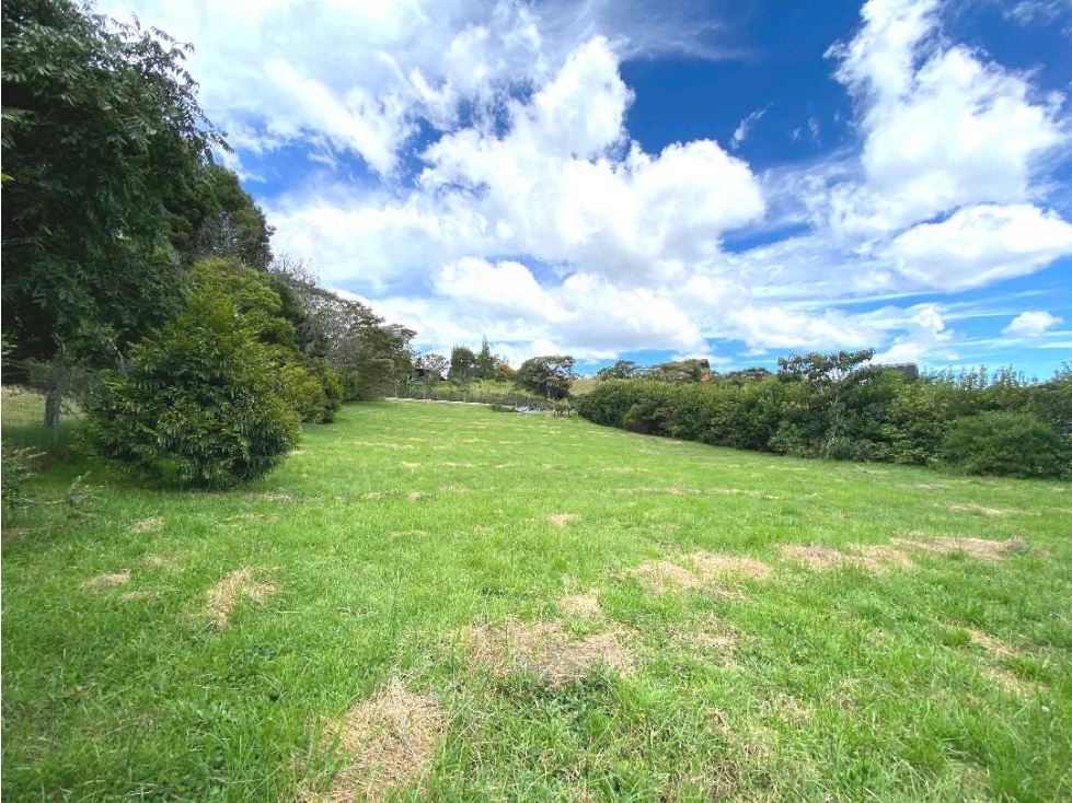 Lote venta Alto de Las Palmas,Envigado, 2.753 mt2, Urbanización cerra