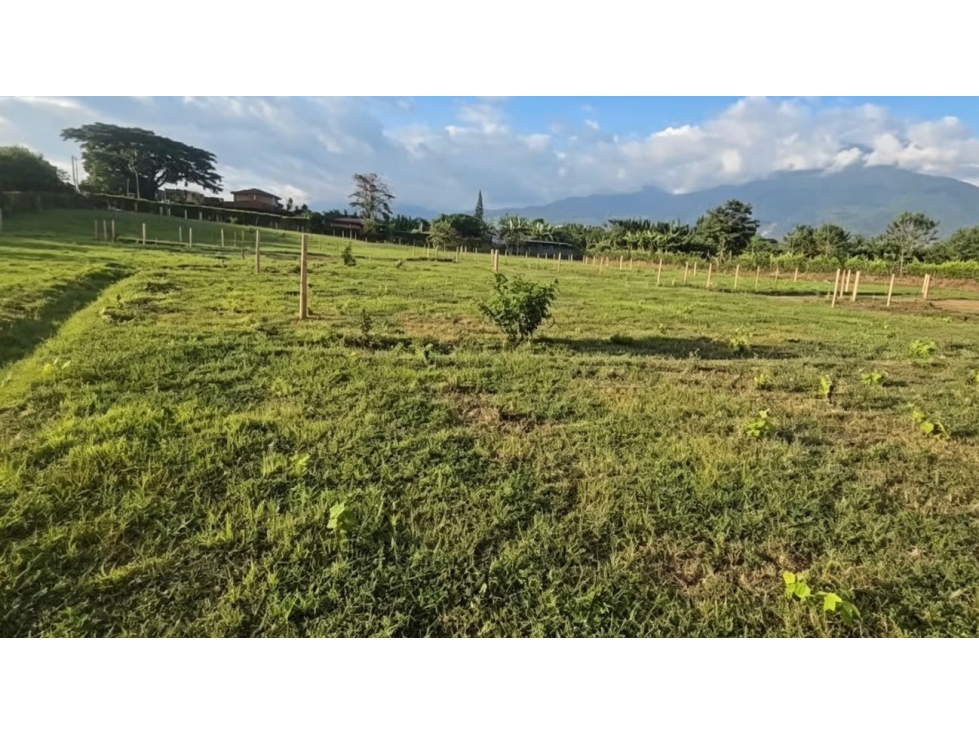 Lotes campestres en venta en parcelación | Santa Elena - El Cerrito — foto 2