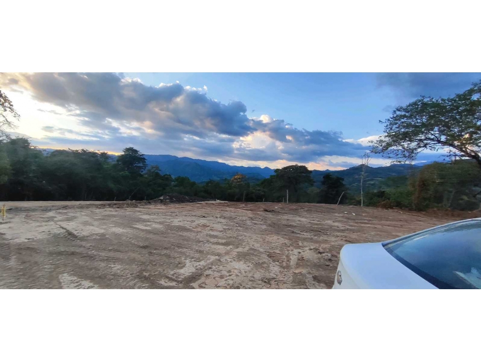 ultimos Lotes desde 1500 M2 - 2400 M2 desde 175 mill en La Mesa Cund