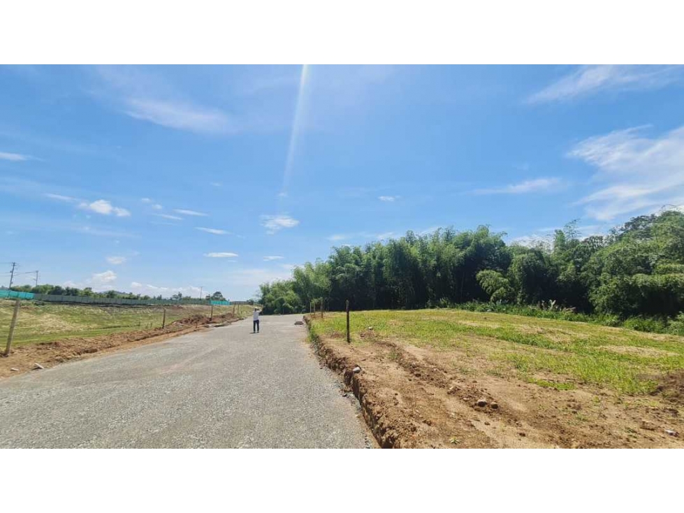 Lotes en condominio Malabar-Cerritos Pereira "inversión" - 2