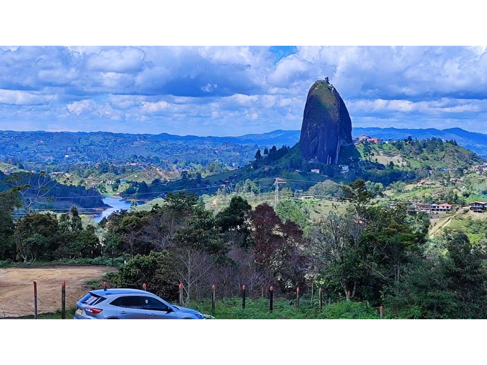 Lotes En Guatapé con vista a la piedra en venta