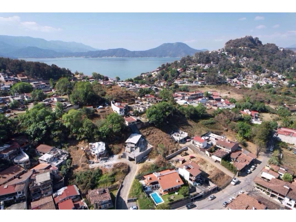 LOTES EN VENTA | 447 M2 | CENTRO VALLE DE BRAVO — foto 2