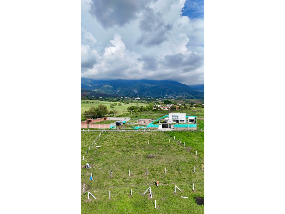 Lotes campestres en venta en parcelación Santa Elena El Cerrito Valle — foto 2