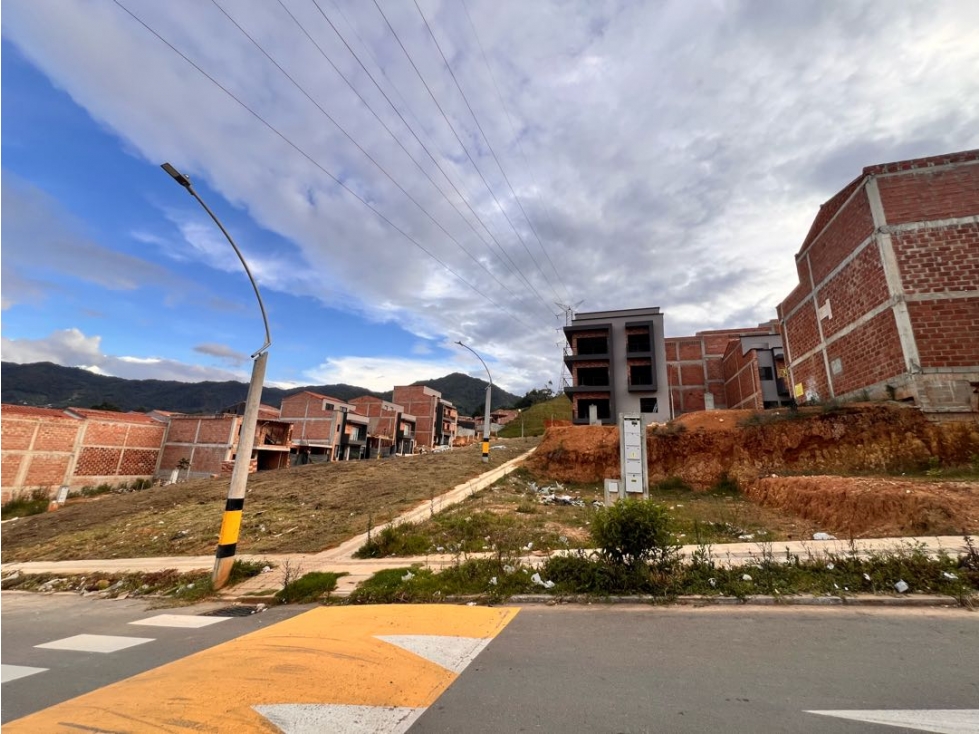 LOTES URBANOS EN VENTA EN EL CARMEN DE VÍBORAL ANTIOQUIA — foto 4