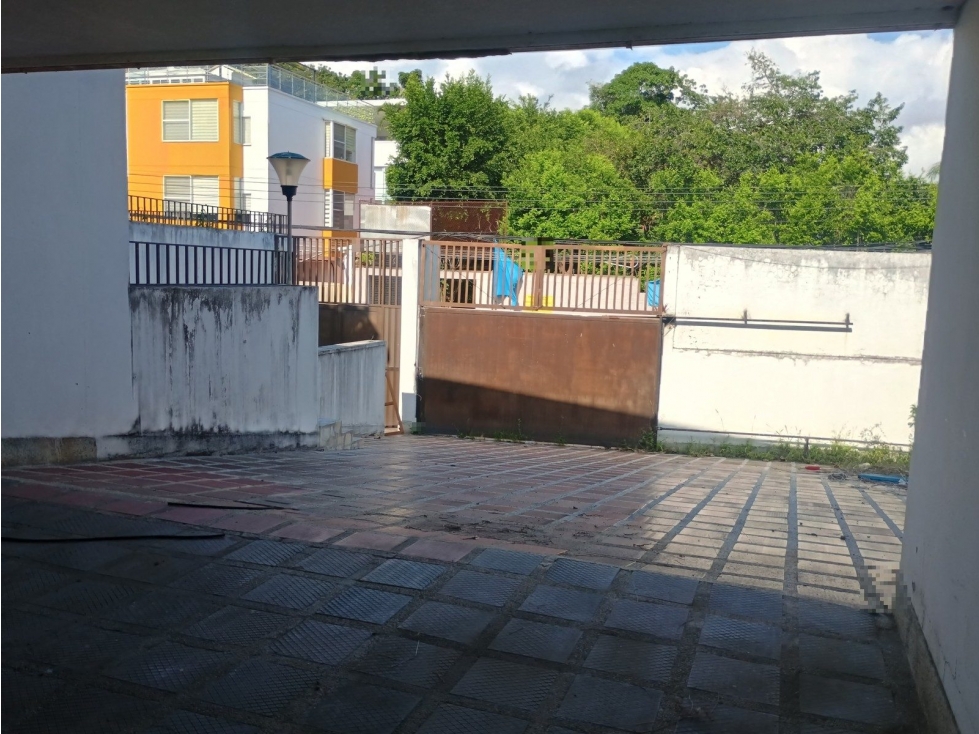 LT 12 MZ O CON AVENIDA MARAION Y CALLE DE LA COLONIA URB CIUDAD JARDI — foto 5
