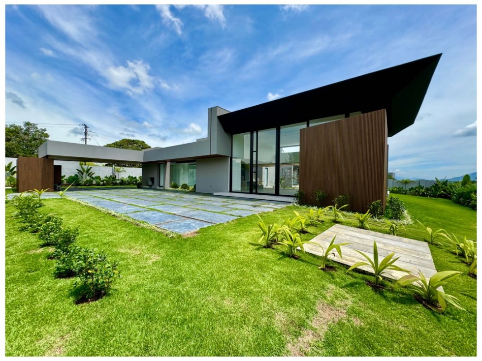 Lujosa casa campestre en Cerritos