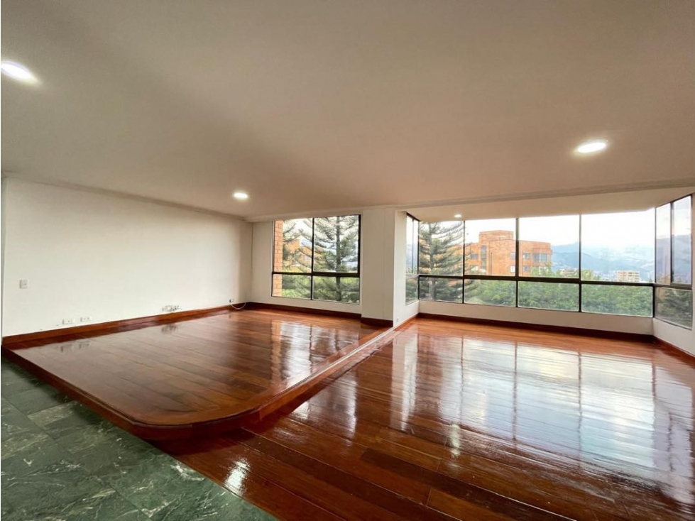 Hermoso y amplio apartamento sector el Poblado (los balsos) — foto 2
