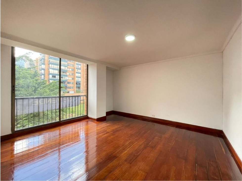 Hermoso y amplio apartamento sector el Poblado (los balsos) — foto 3