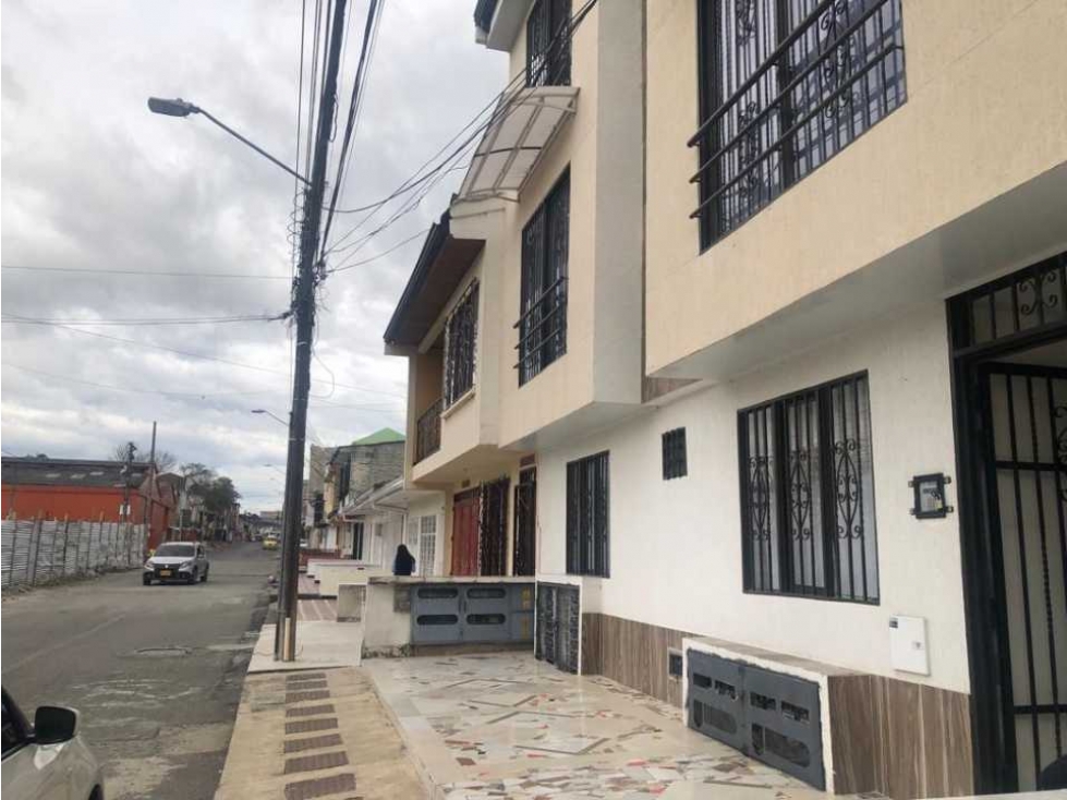 LUXA INMOBILIARIA VENDE APARTAMENTO BARRIO LAS AMERICAS - 1