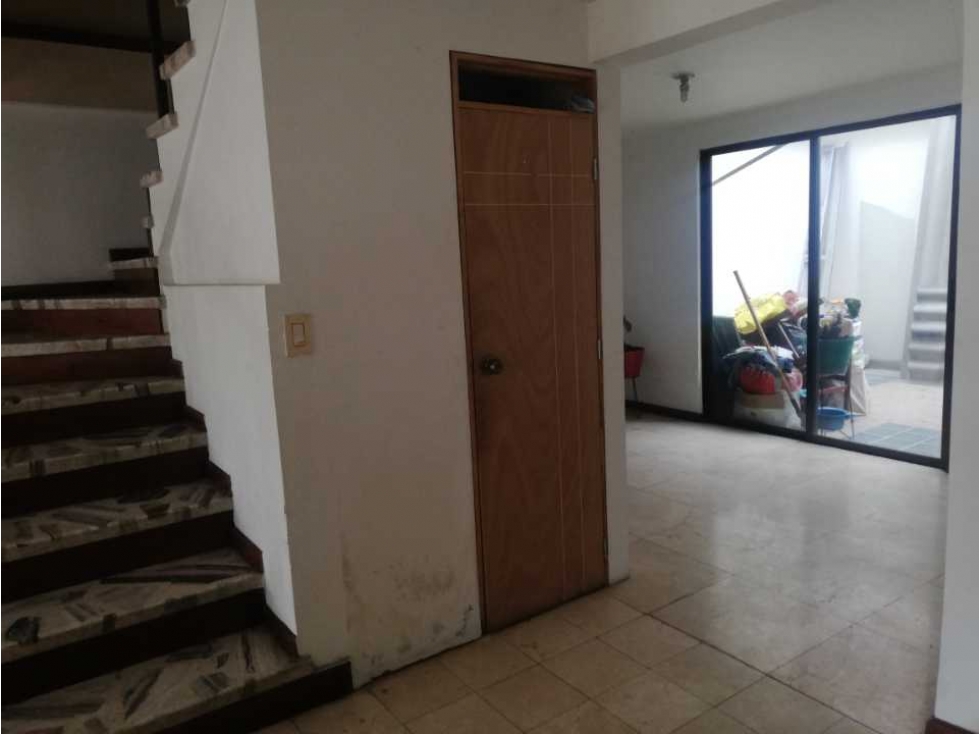 LUXA INMOBILIARIA VENDE CASA BARRIO EL RECUERDO.Excelente ubicación — foto 5
