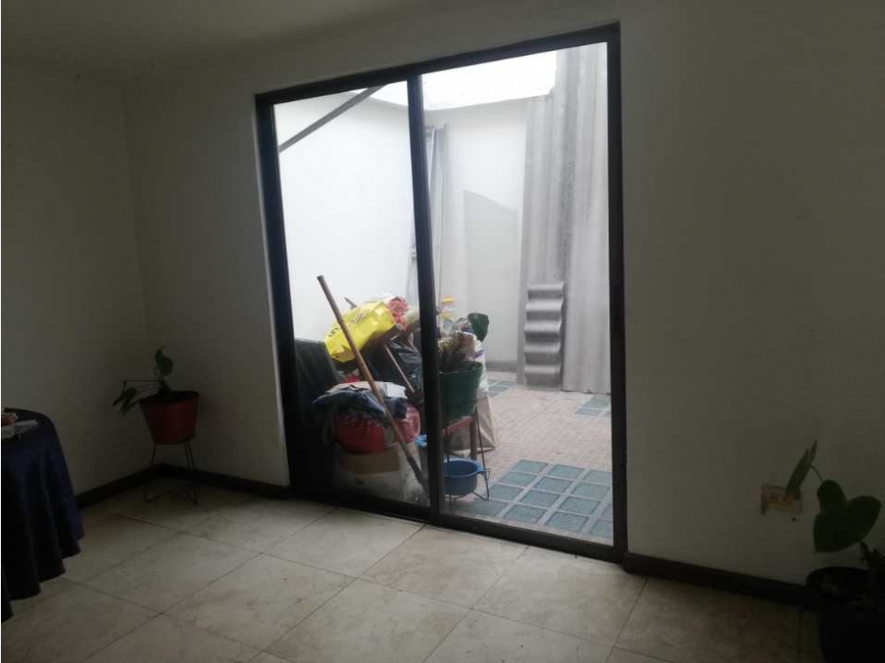 LUXA INMOBILIARIA VENDE CASA BARRIO EL RECUERDO.Excelente ubicación — foto 6