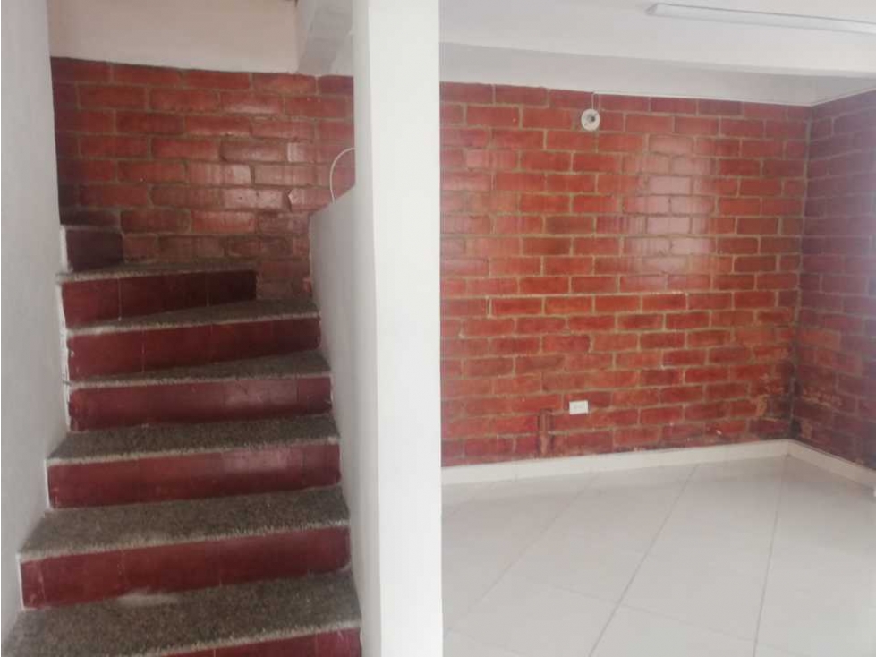LUXA INMOBILIARIA VENDE CASA BARRIO AIDA LUCIA. ESQUINERA. BASICA — foto 6