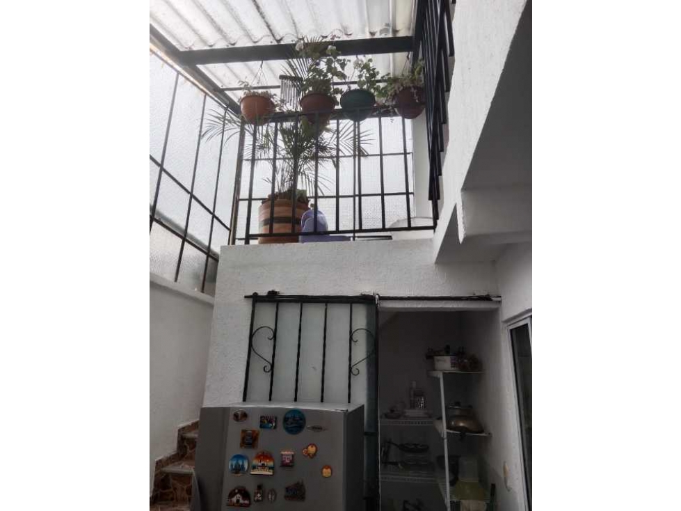 Luxa inmobiliaria vende casa remodelada. conjunto GUAYACÁNES DEL RIO. — foto 4