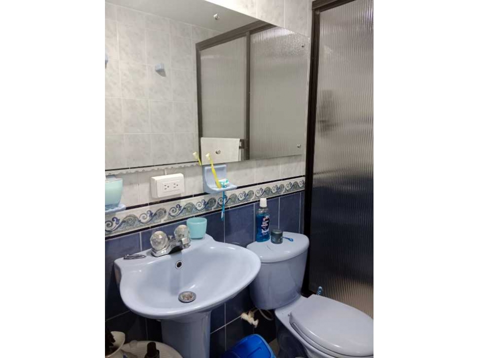 Luxa inmobiliaria vende casa remodelada. conjunto GUAYACÁNES DEL RIO. — foto 5