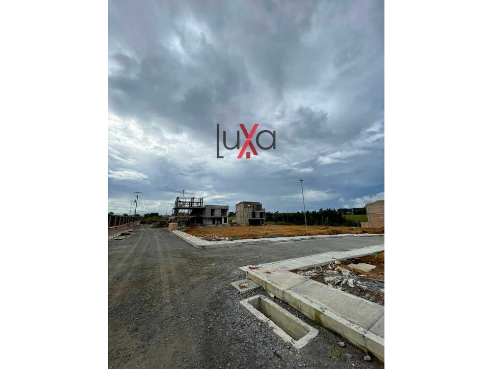 LUXA VENDE LOTE PARCELACION SAN CRISTÓBAL