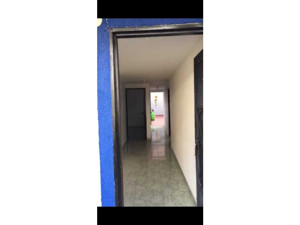 LUXA VENDE CASA AMPLIA BARRIO VILLA HELENA .DOS PISOS INDEPENDIENTES — foto 3