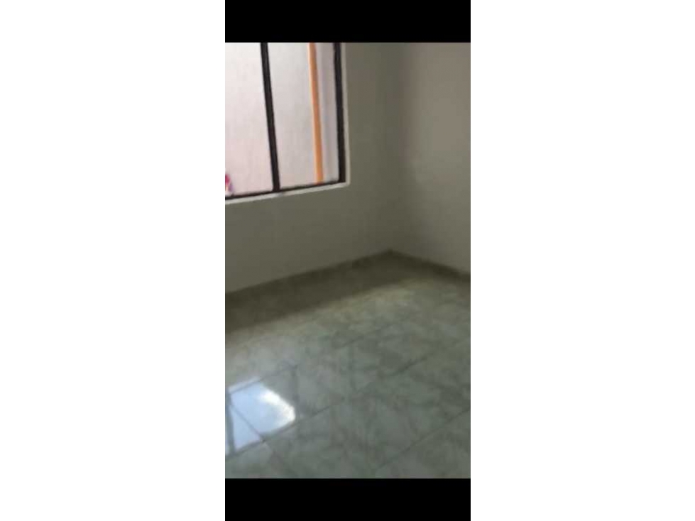 LUXA VENDE CASA AMPLIA BARRIO VILLA HELENA .DOS PISOS INDEPENDIENTES — foto 6