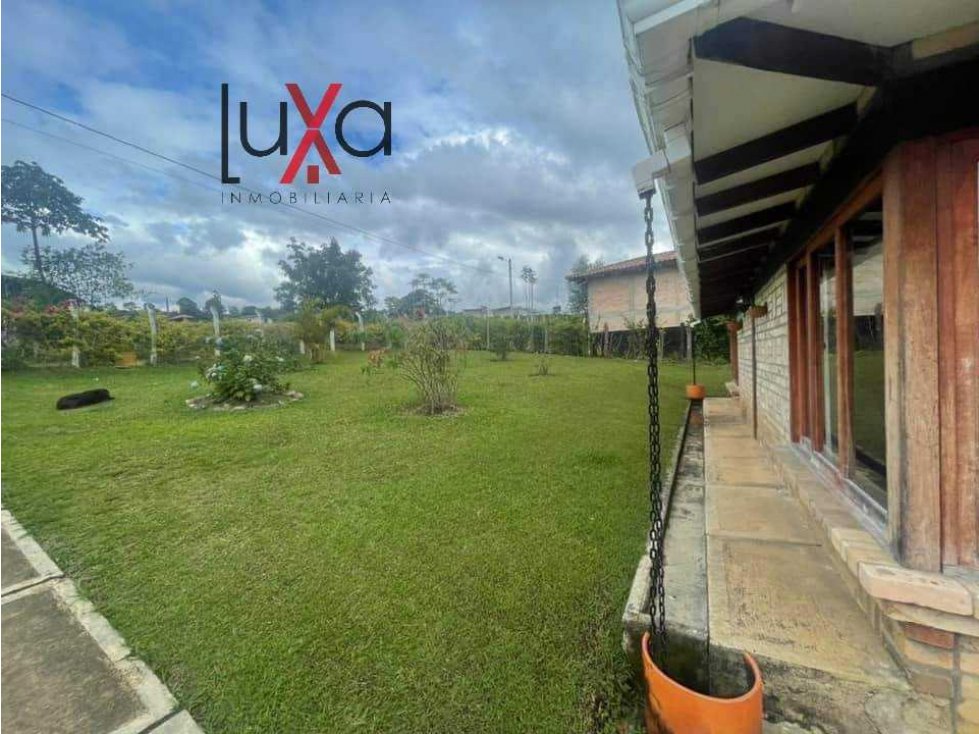 LUXA VENDE CASA CAMPESTRE SECTOR CLARETE. 2 CASAS. EXCELENTE UBICACION - 1