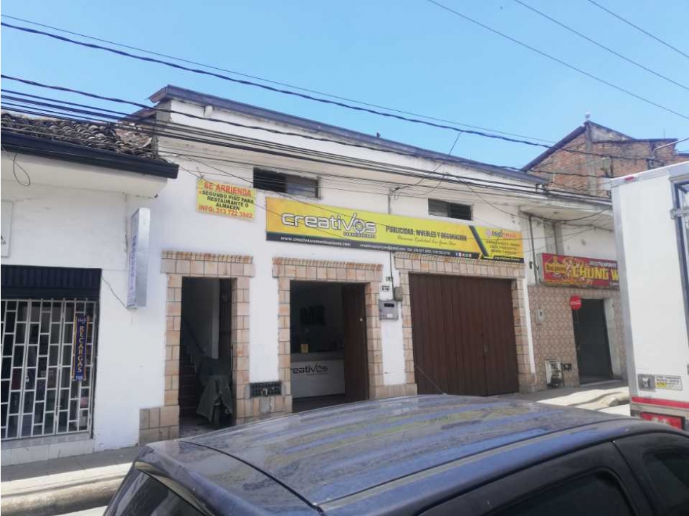 LUXA VENDE CASA COMERCIAL EN EL CENTRO . SOLO PARA INVERSIONISTAS — foto 4