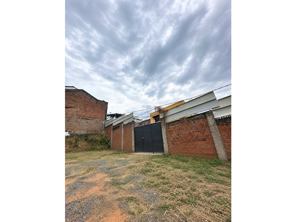 M.A SE VENDE LOTE EN SAN ANTONIO — foto 2