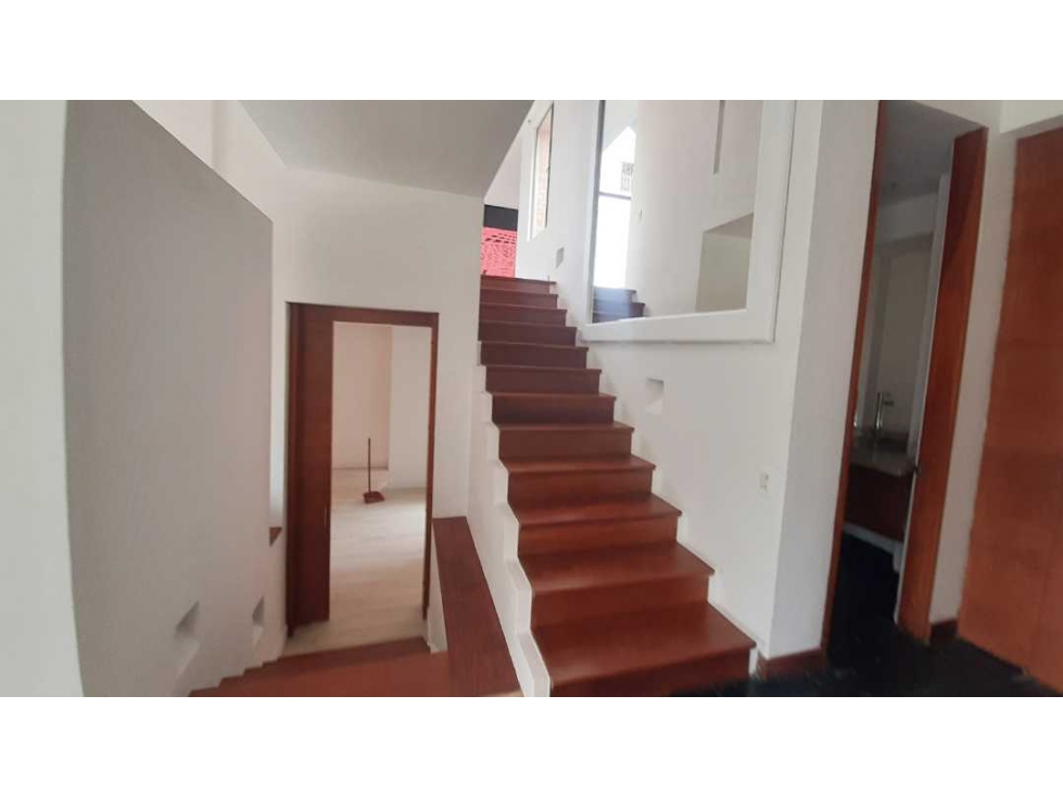 Macadamia, La Calera, Arriendo, 220mts, 3 habs, JARDIN! — foto 4