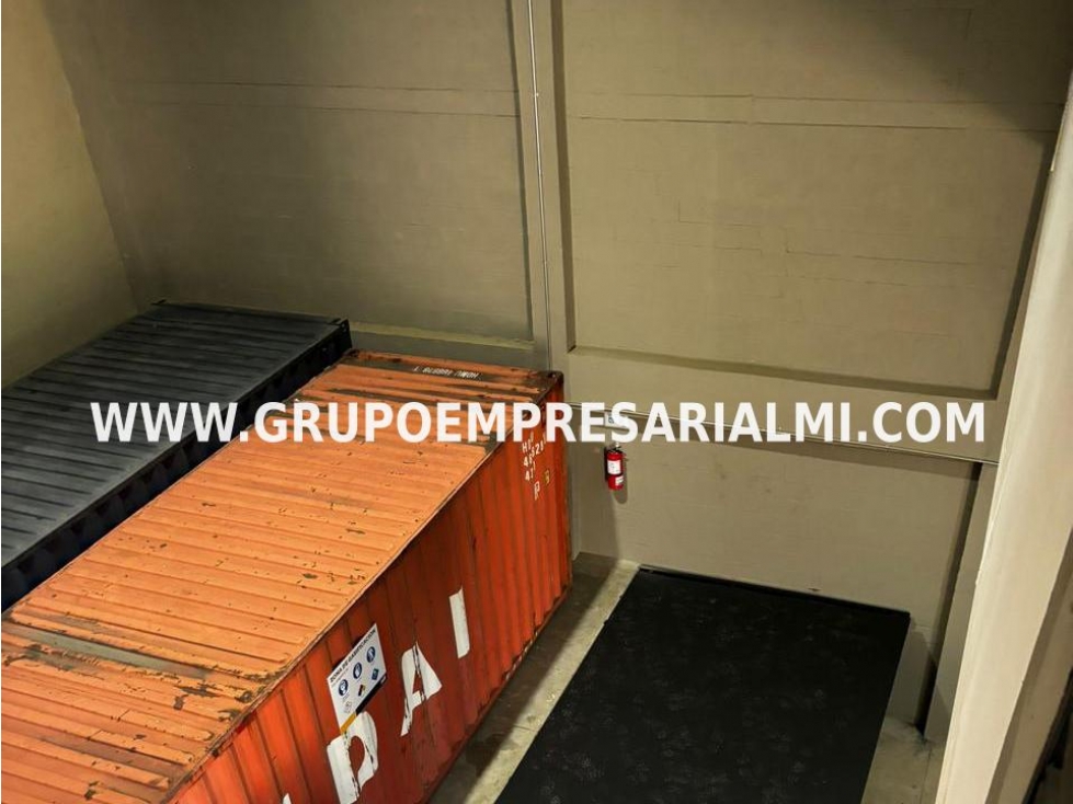 MAGNÍFICA BODEGA EN VENTA - SECTOR LA TOLVA COD: 31037 - 2